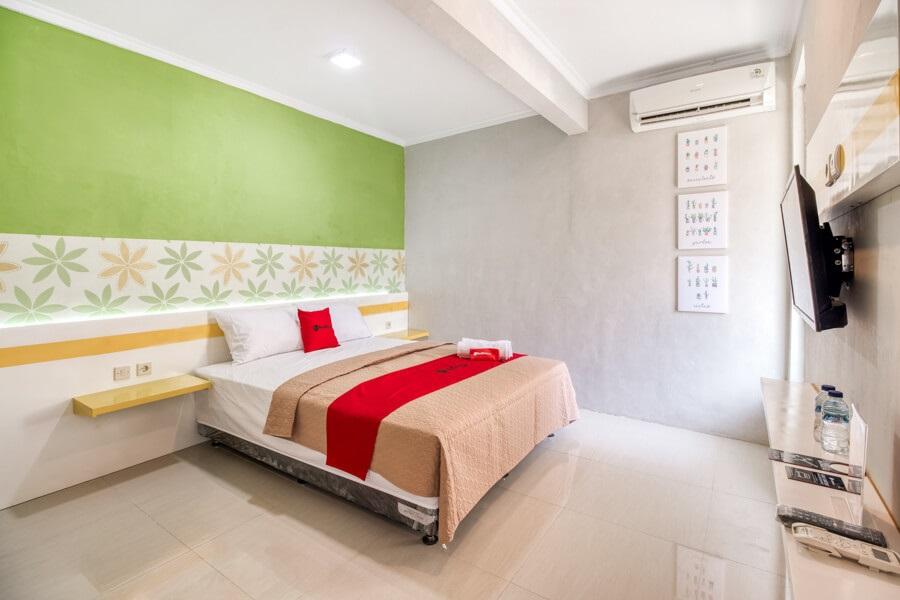 Reddoorz Near Malioboro Tugu Station Jogja Hotel Yogyakarta Exterior photo